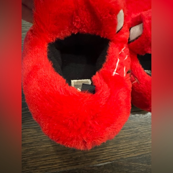 Fire truck slippers. Toddler size 9/10. - Picture 9 of 9